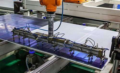 Disposición de producción de paneles solares